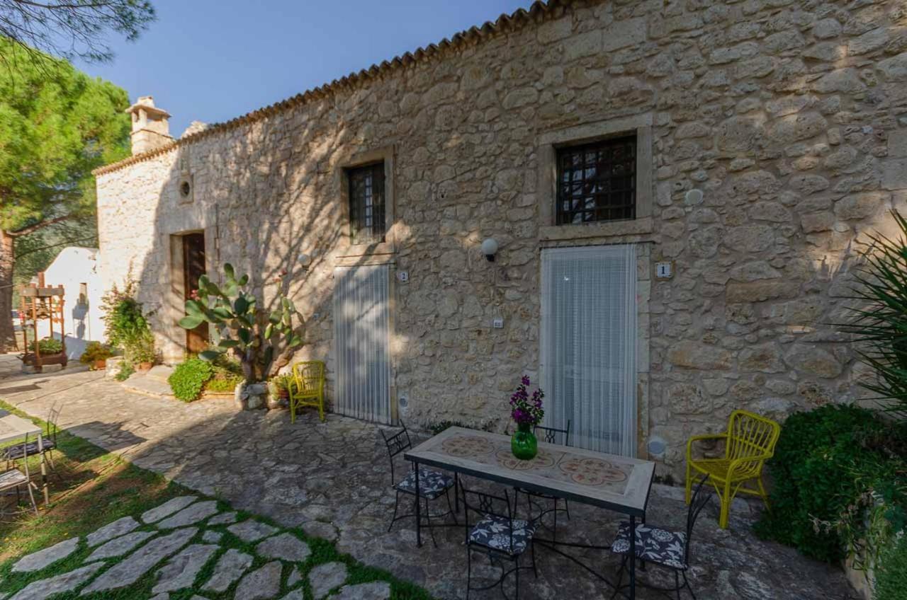 Agriturismo Madonna Incoronata Маттината Экстерьер фото
