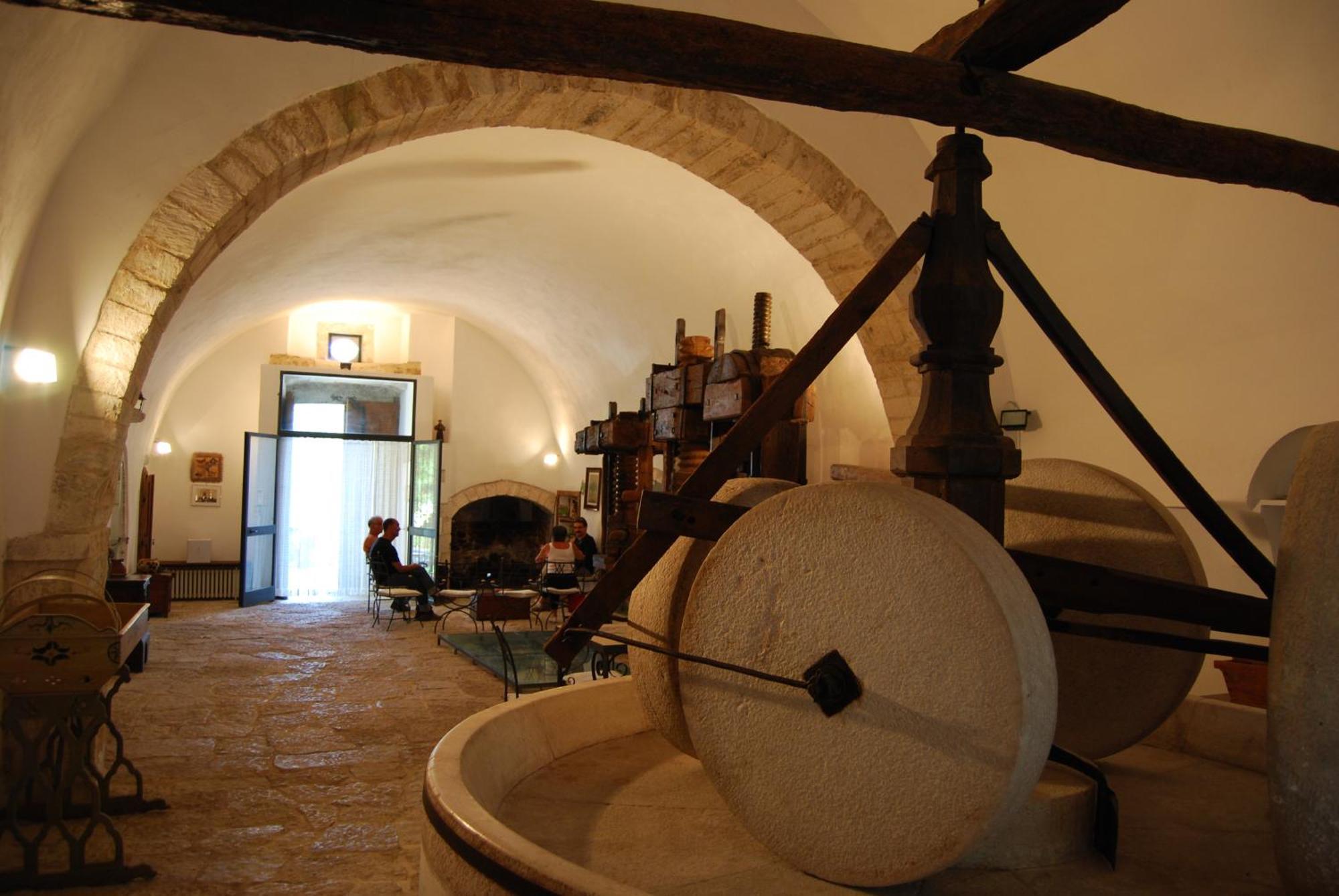 Agriturismo Madonna Incoronata Маттината Экстерьер фото